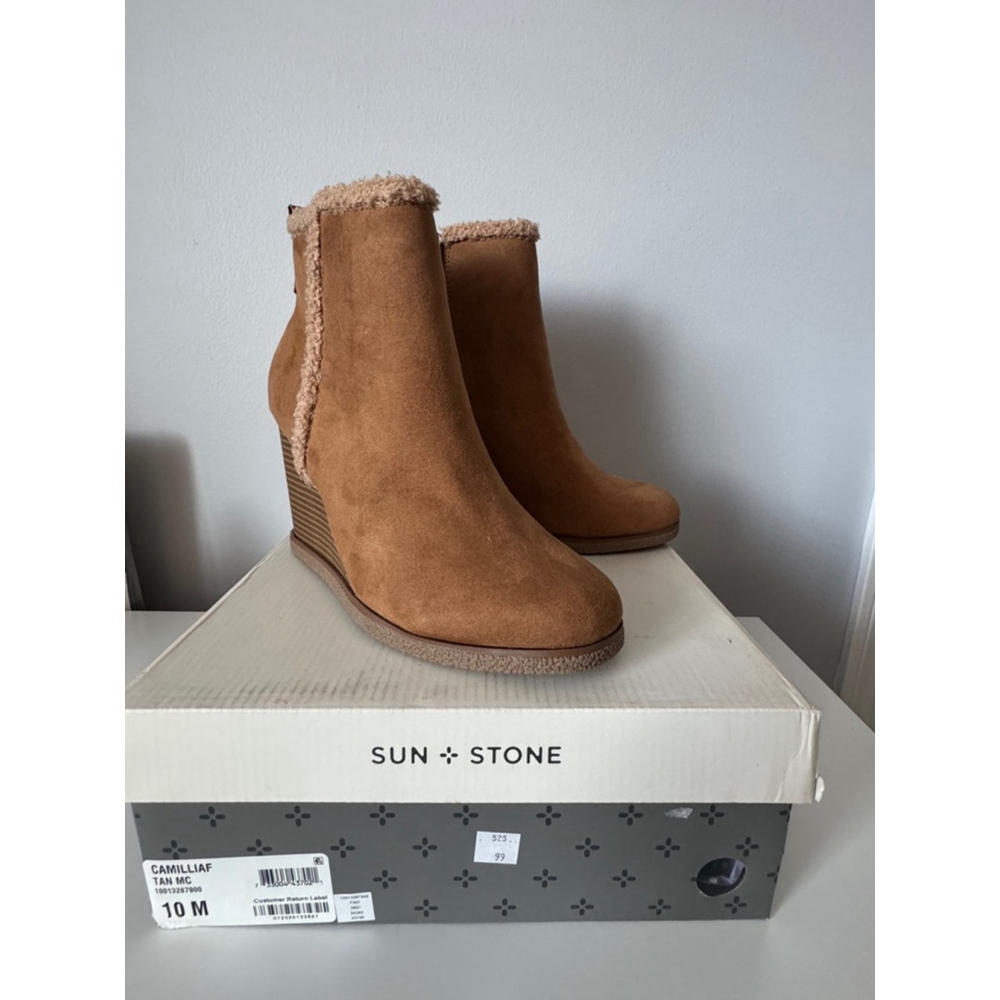 NEW Sun and Stone Camillia tan suede wedge booties size 10